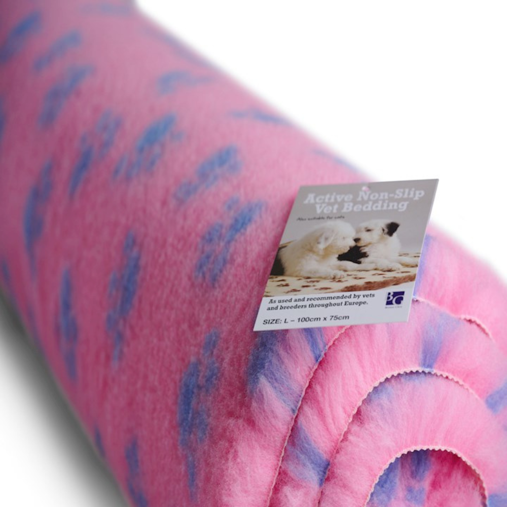 Active Non-Slip Vet Bedding Pink with Sky Paws